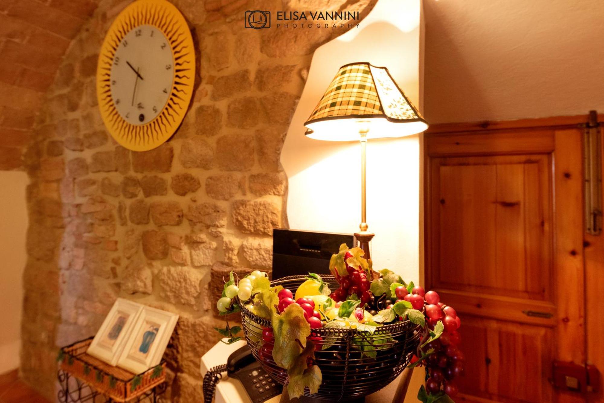 Appartement A Casa Di Rache & Bea à Volterra Extérieur photo